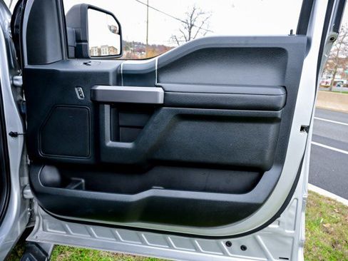 Used 2019 Ford F150 XLT w/ Equipment Group 302A Luxury image 33