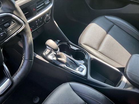 Used 2024 Buick Encore GX Sport Touring AWD/4WD image 20