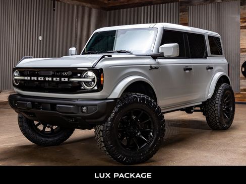 Used 2026 Ford Bronco Outer Banks image 5