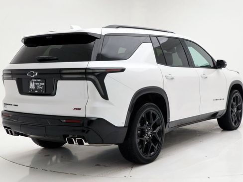 Used 2024 Chevrolet Traverse RS w/ LPO, Floor Liner Package image 9