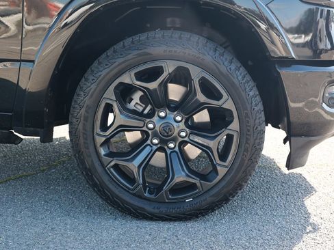 Used 2024 RAM 1500 Limited image 8