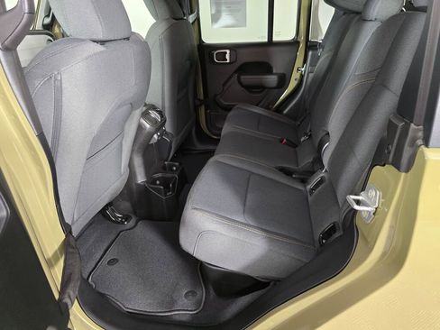 New 2026 Jeep Gladiator Sport image 25