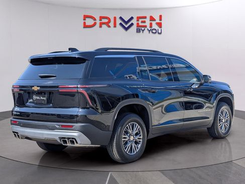 New 2026 Chevrolet Traverse LT w/ Driver Confidence Package image 5