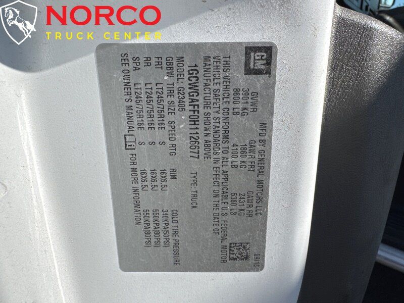 Used 2017 Chevrolet Express 2500 RWD image 23