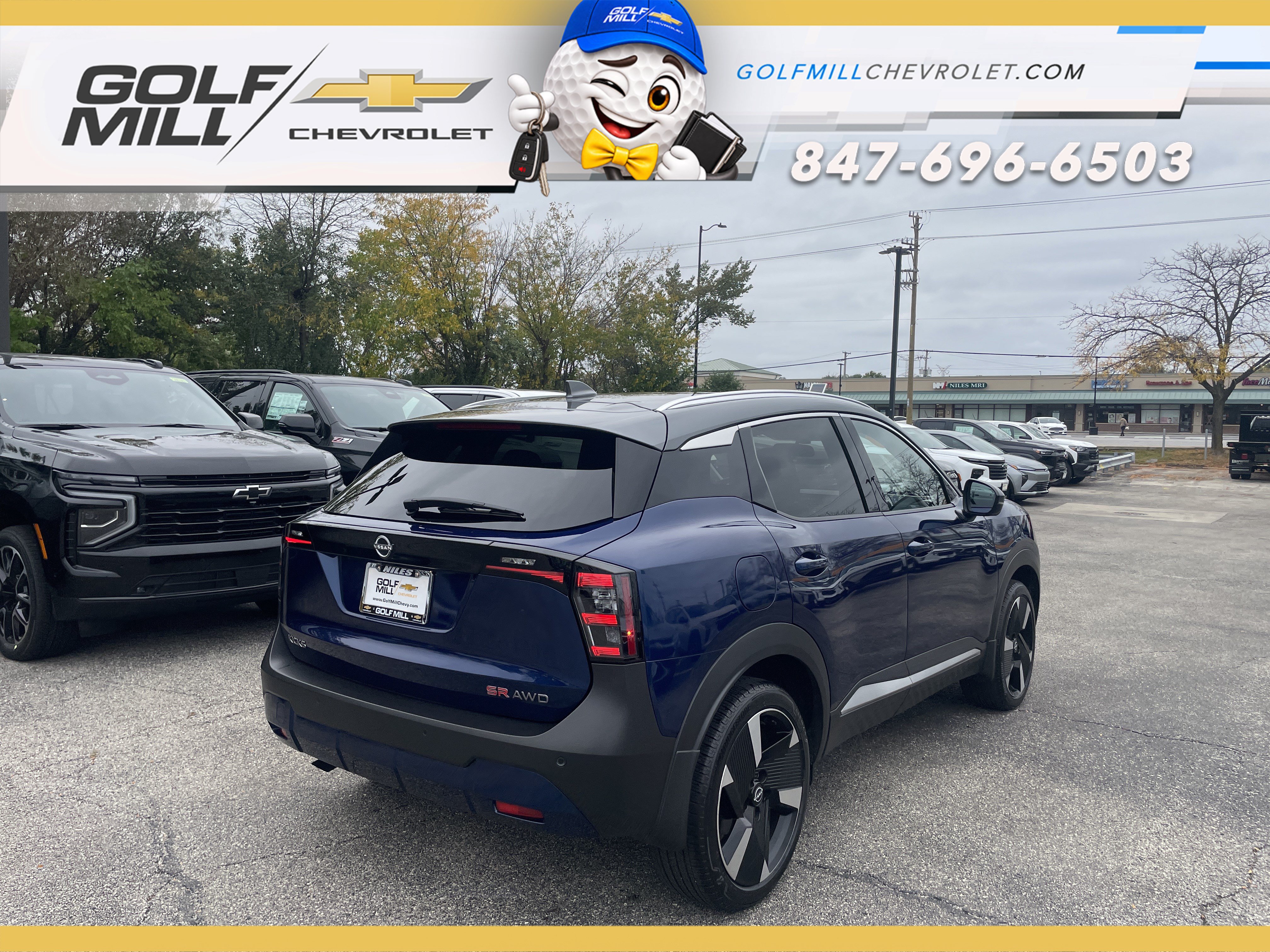 Used 2025 Nissan Kicks SR w/ SR Premium Package AWD/4WD image 6