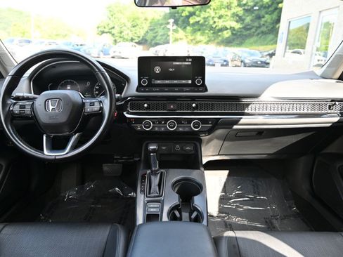 Used 2024 Honda Civic EX-L image 11