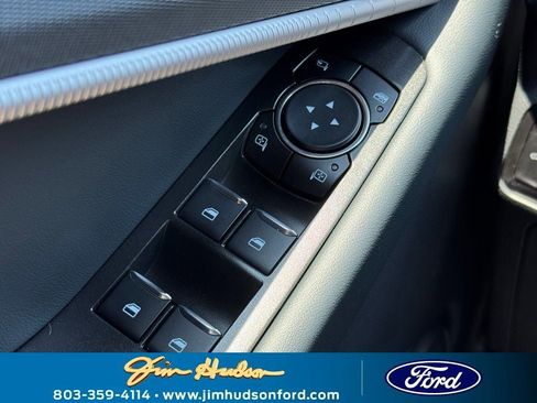 New 2025 Ford Explorer ST-Line w/ Premium Package image 19