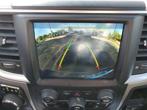 Used 2018 RAM 1500 Big Horn AWD/4WD image 25