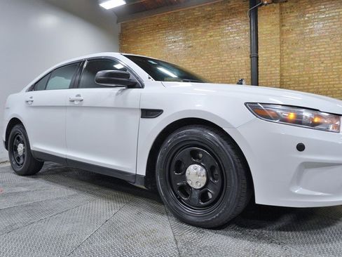 Used 2015 Ford Taurus Police AWD image 8