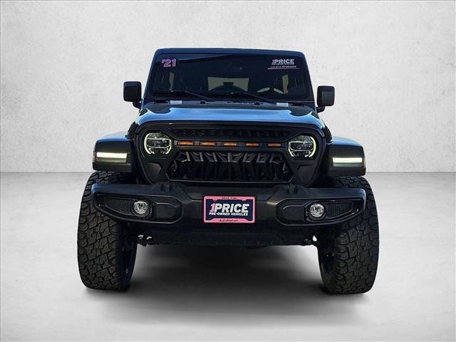 Used 2021 Jeep Wrangler Unlimited Sahara AWD/4WD image 2