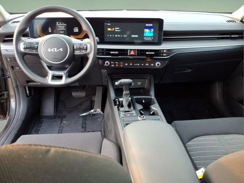 Used 2025 Kia K5 LXS FWD image 13