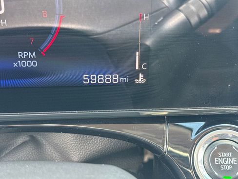 Used 2025 Chevrolet Trax ACTIV w/ Driver Confidence Package FWD image 23