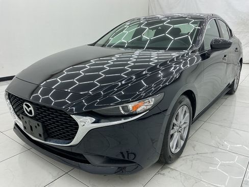 Used 2019 MAZDA MAZDA3 Sedan FWD image 1