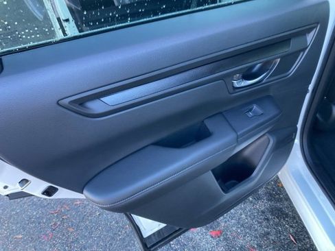 Certified 2025 Honda CR-V EX image 25