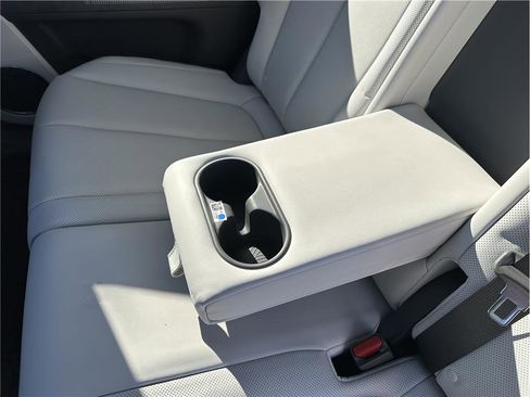 Used 2023 Hyundai Ioniq 5 Limited image 17