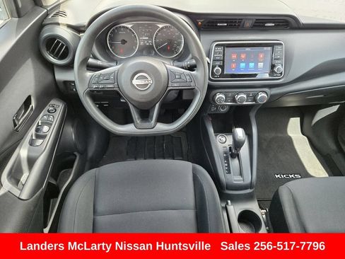 Used 2023 Nissan Kicks S FWD image 15