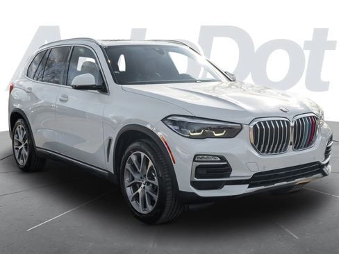 Used 2019 BMW X5 xDrive40i w/ Convenience Package image 4