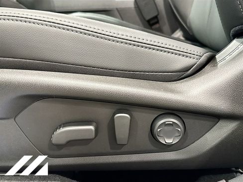 New 2026 Subaru Outback Touring XT image 21