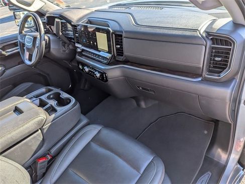 Used 2024 GMC Sierra 1500 SLT image 38