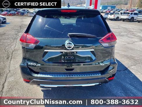 Certified 2019 Nissan Rogue SV image 7