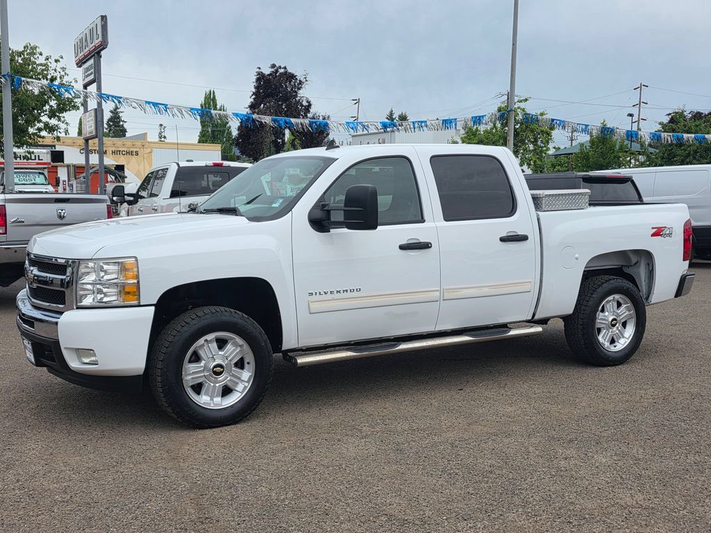 Used 2011 Chevrolet Silverado 1500 LT w/ All-Star Edition AWD/4WD image 32