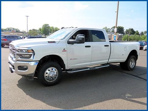 New 2026 RAM 3500 Big Horn AWD/4WD image 1