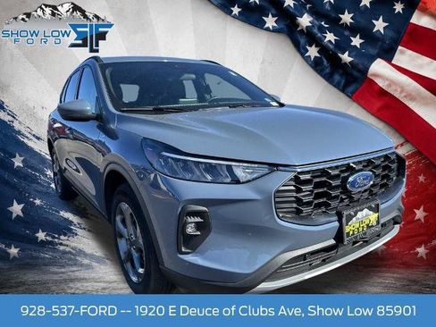 Certified 2025 Ford Escape ST-Line Select AWD/4WD image 1