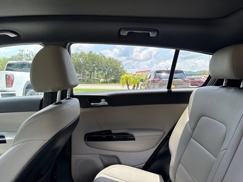 Used 2020 Kia Sportage S w/ S Premium Package FWD image 21