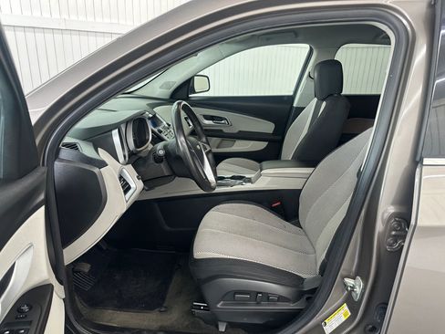 Used 2011 Chevrolet Equinox LT w/ Driver Convenience Package image 10