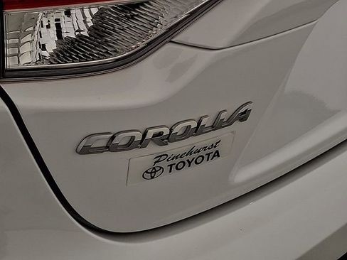 Used 2024 Toyota Corolla LE image 30