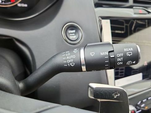 Used 2024 Jaguar E-PACE R-Dynamic SE image 40