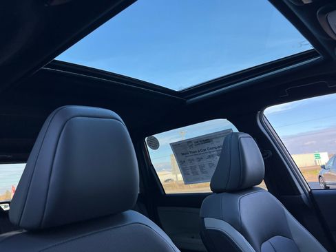 New 2025 Subaru Forester Limited image 17