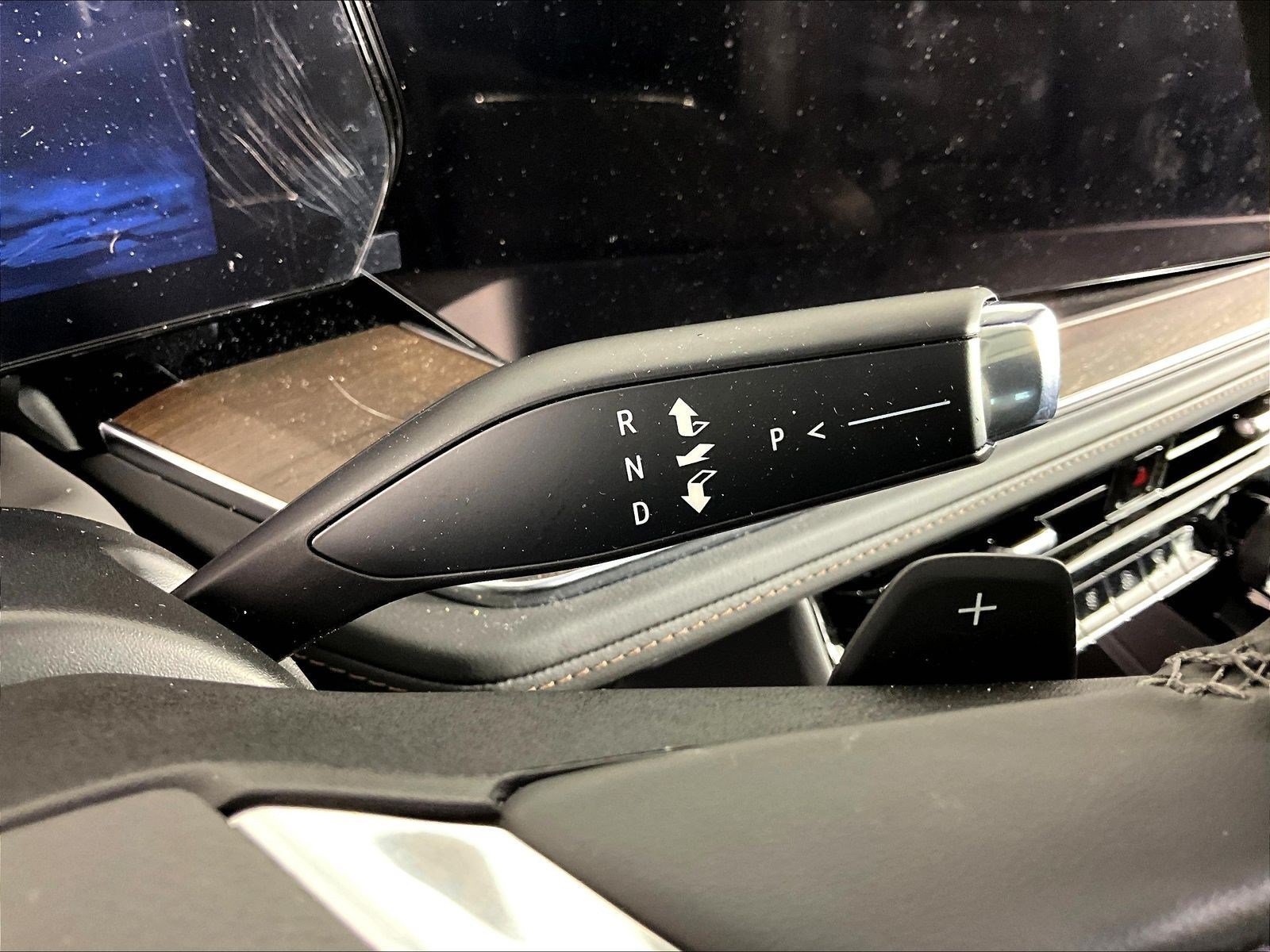 New 2026 Chevrolet Tahoe High Country AWD/4WD image 12
