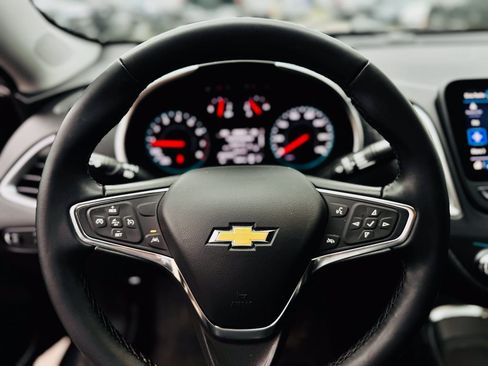 Used 2025 Chevrolet Malibu LT w/ Sport Edition FWD image 19
