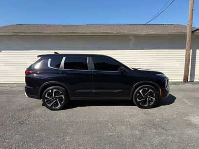 Used 2024 Mitsubishi Outlander SE