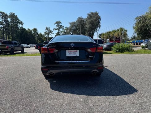 Used 2019 Nissan Altima 2.5 SR w/ SR Premium Package AWD/4WD image 34