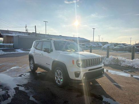 Certified 2023 Jeep Renegade Limited image 11