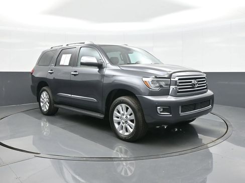 Certified 2021 Toyota Sequoia Platinum image 1