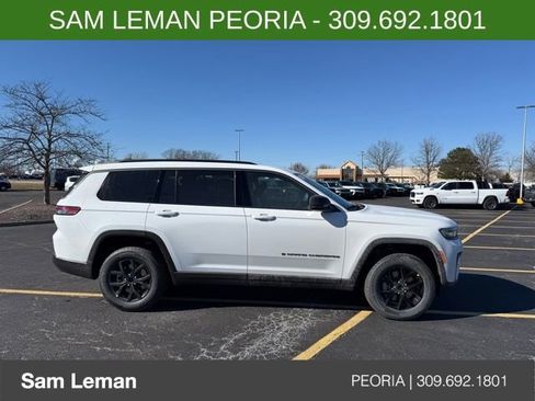 New 2026 Jeep Grand Cherokee L 4WD image 3