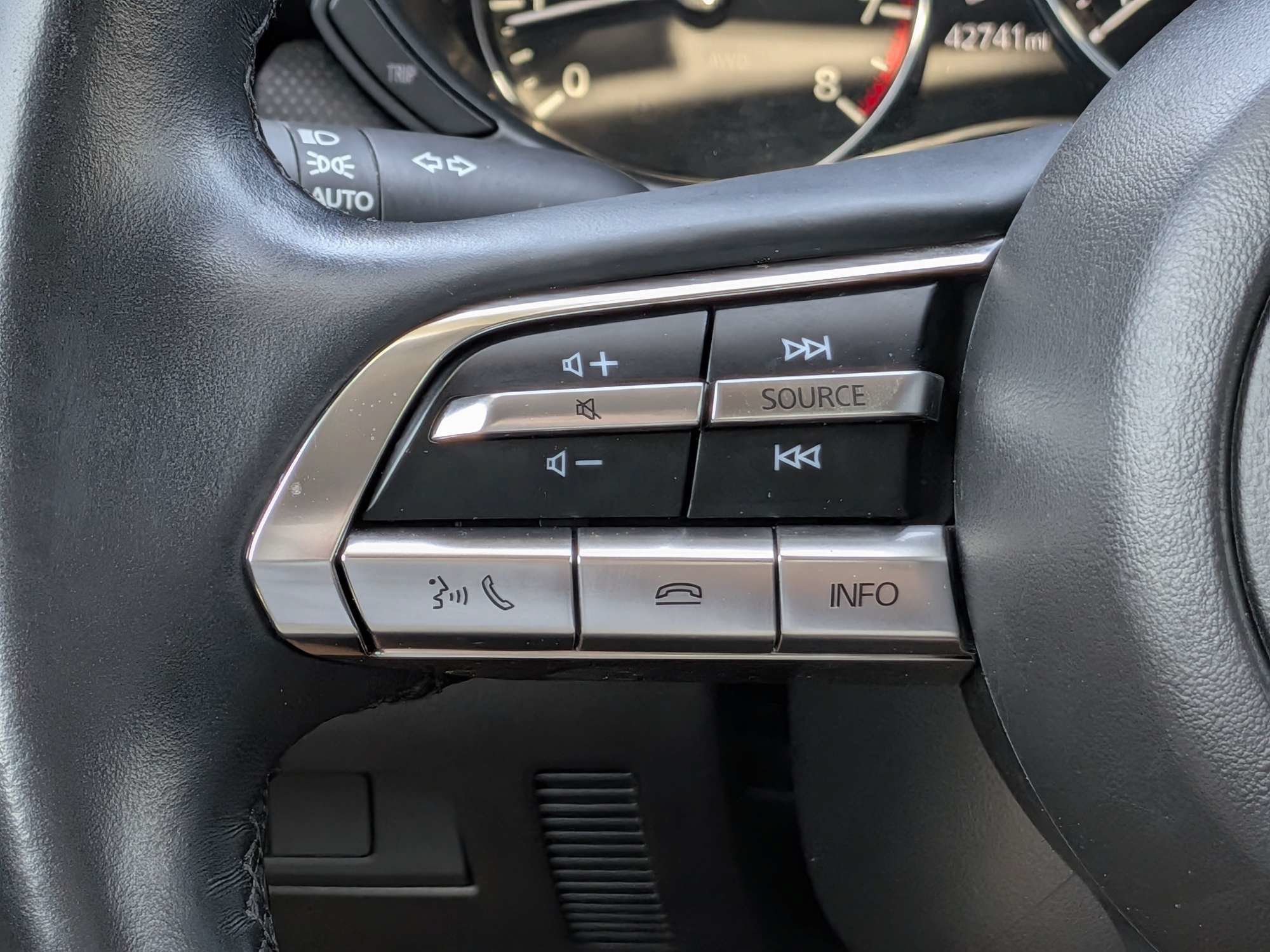 Certified 2025 MAZDA CX-50 AWD 2.5 S w/ Preferred Package image 26