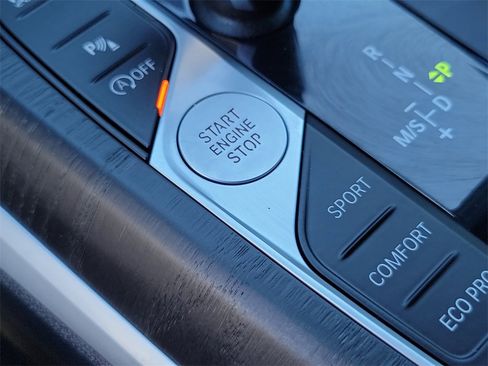 Used 2020 BMW 330i 330i w/ Premium Package image 15