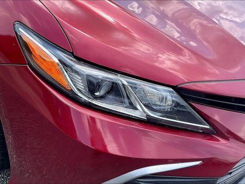 Used 2022 Toyota Camry LE FWD image 29