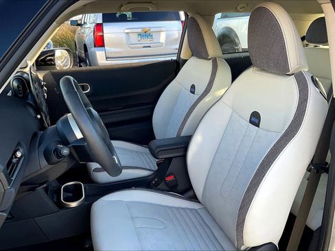 Certified 2025 MINI Cooper S image 8