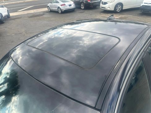 Used 2015 BMW 320i Sedan image 12