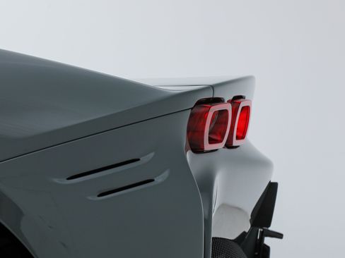 Certified 2025 Ferrari SF90 Spider AWD/4WD image 28