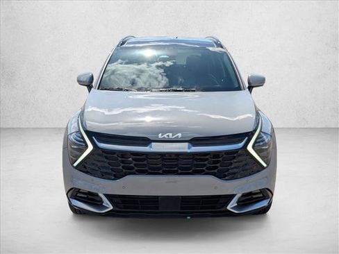 Used 2025 Kia Sportage SX FWD image 2