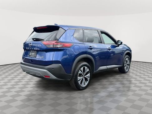 Used 2023 Nissan Rogue SV FWD image 9