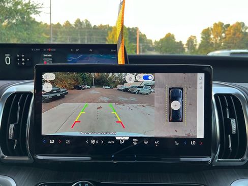 New 2025 Ford Expedition Platinum w/ Platinum Ultimate Package image 25