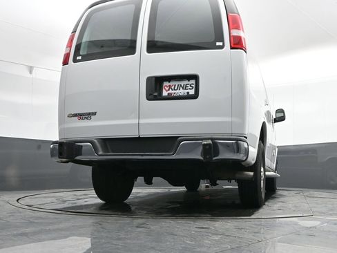 Used 2023 Chevrolet Express 2500 w/ Driver Convenience Package image 37
