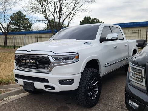 Used 2022 RAM 1500 Limited w/ Body Color Bumper Group image 3